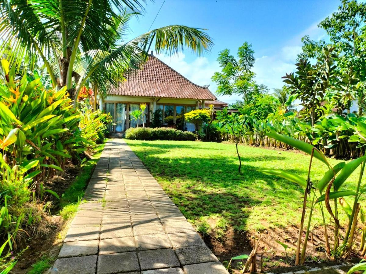 Maimalu Beach View Airsatang Buitenkant foto